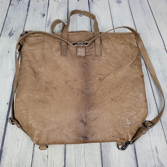 SOHO BAGS | genuine Italian dustressed leather slouchy backpack - Picture 3 of 9